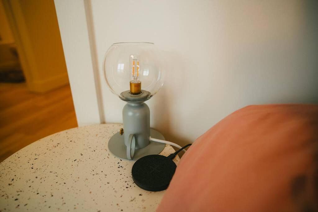 Appartamento Chic Cozy Retreat - 2Br - Stunning North End Views Halifax Esterno foto