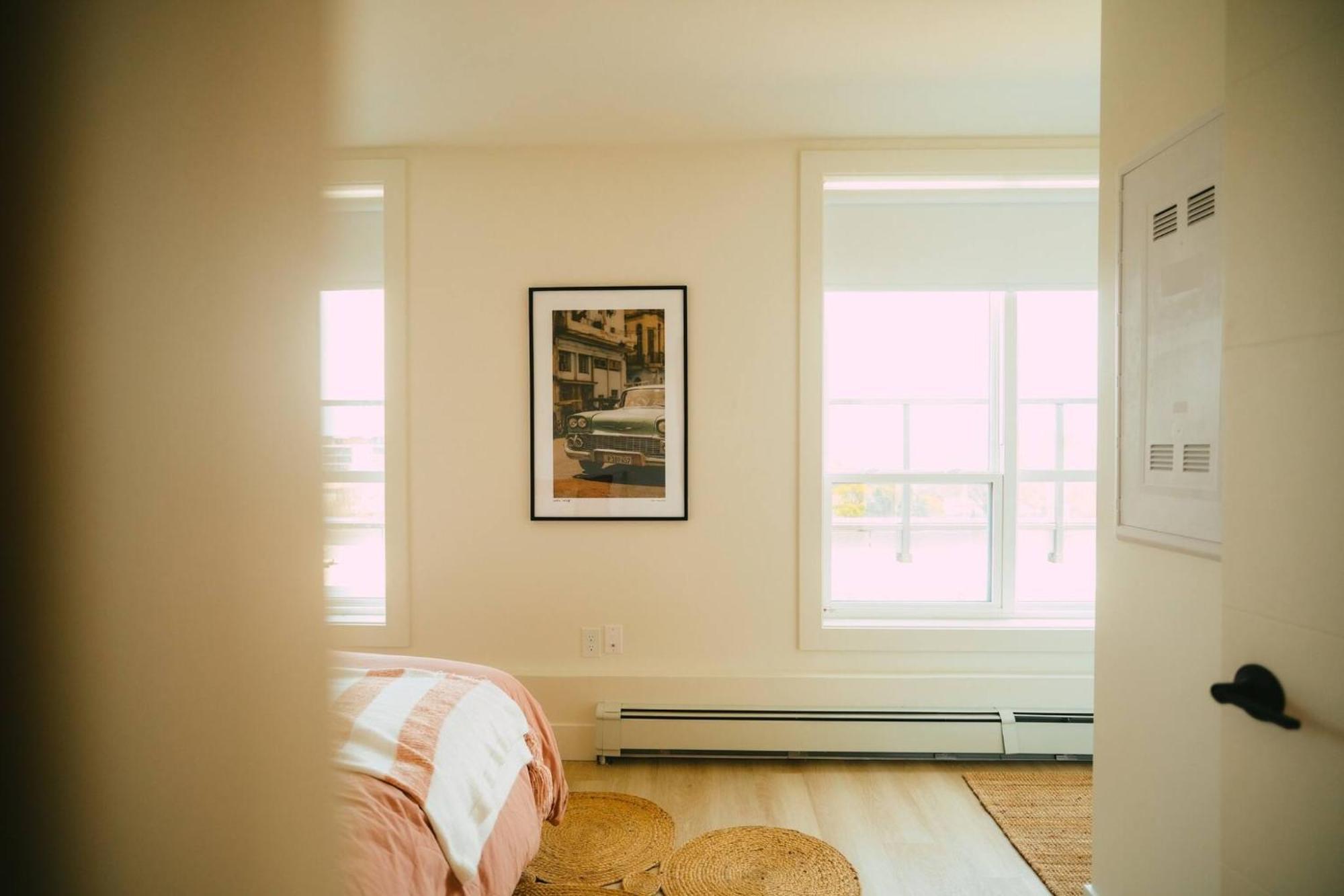 Appartamento Chic Cozy Retreat - 2Br - Stunning North End Views Halifax Esterno foto