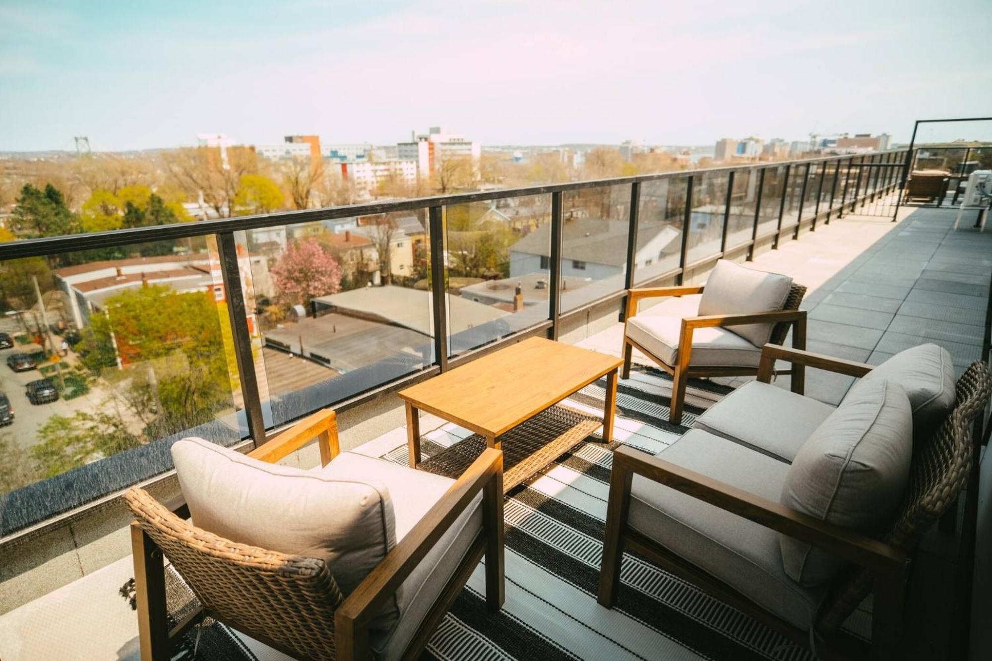 Appartamento Chic Cozy Retreat - 2Br - Stunning North End Views Halifax Esterno foto