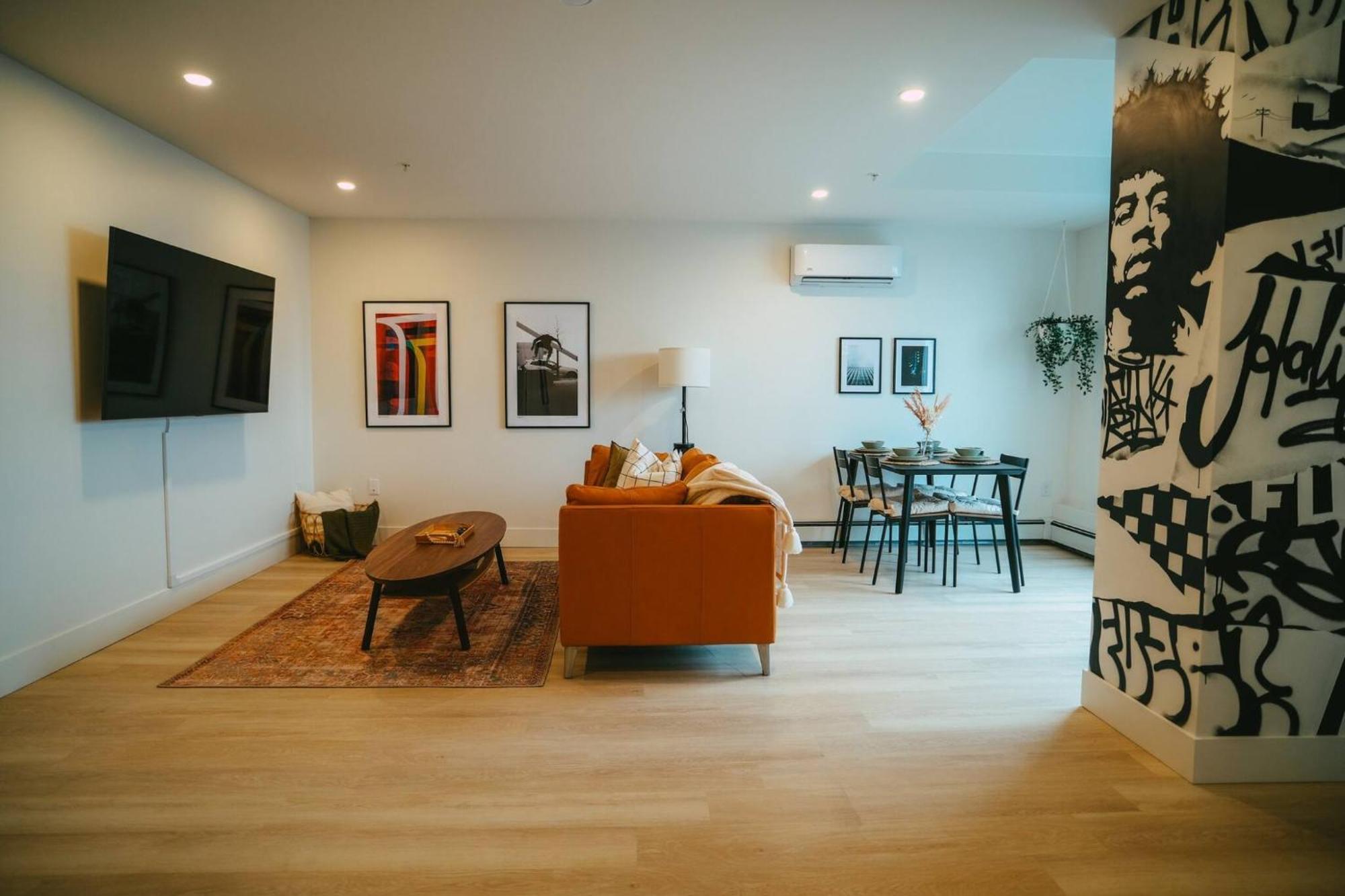 Appartamento Chic Cozy Retreat - 2Br - Stunning North End Views Halifax Esterno foto